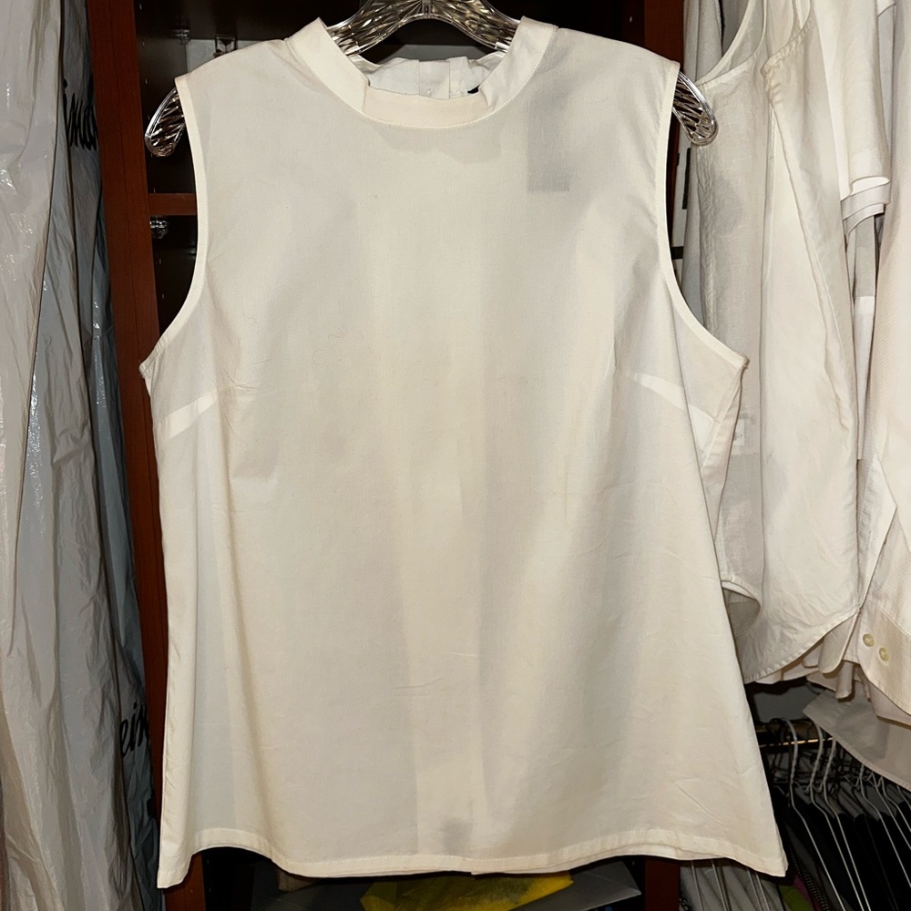 Crisp Brand New White Sleeveless Top